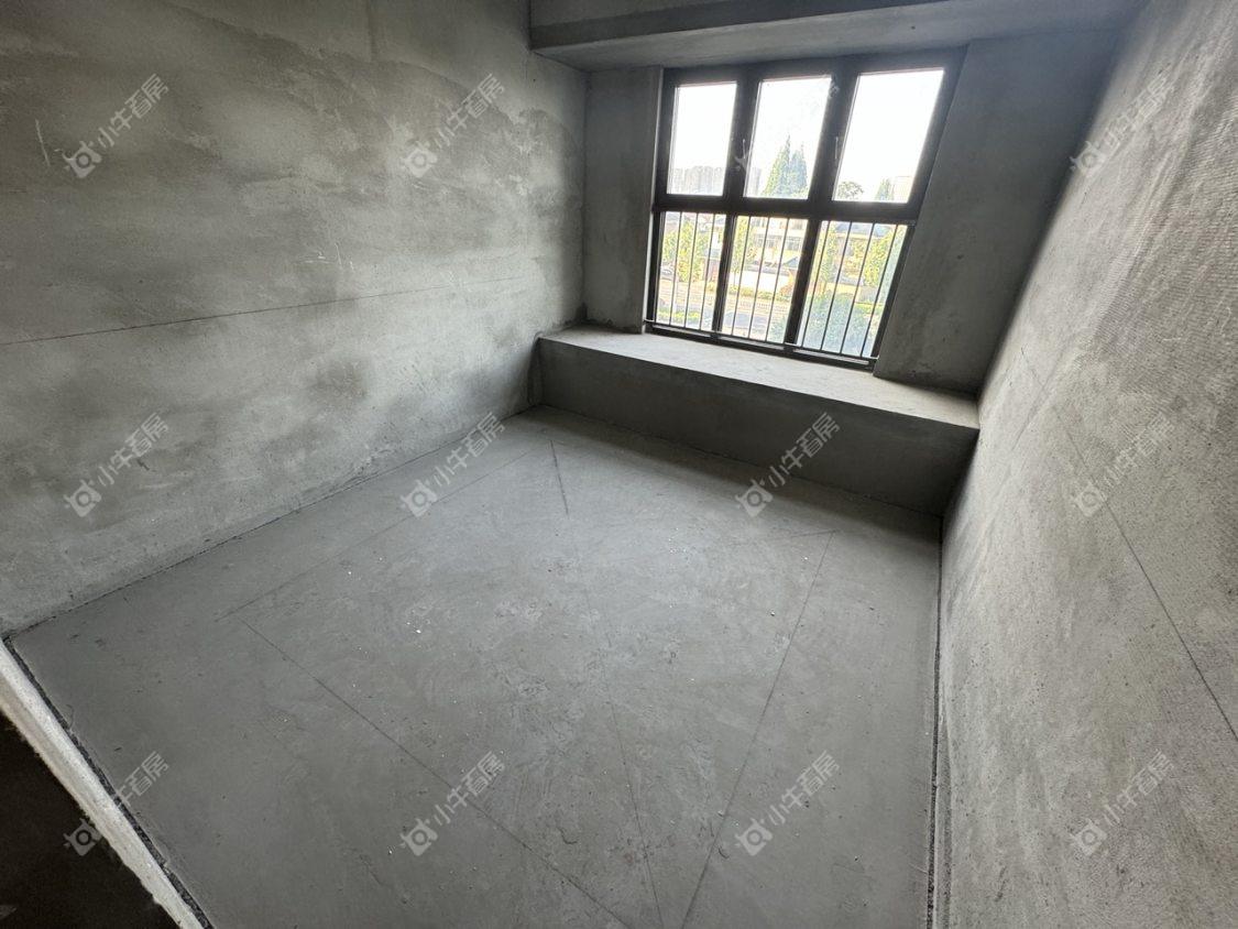 镇江凤熹台在售二手房源室内图_小牛看房