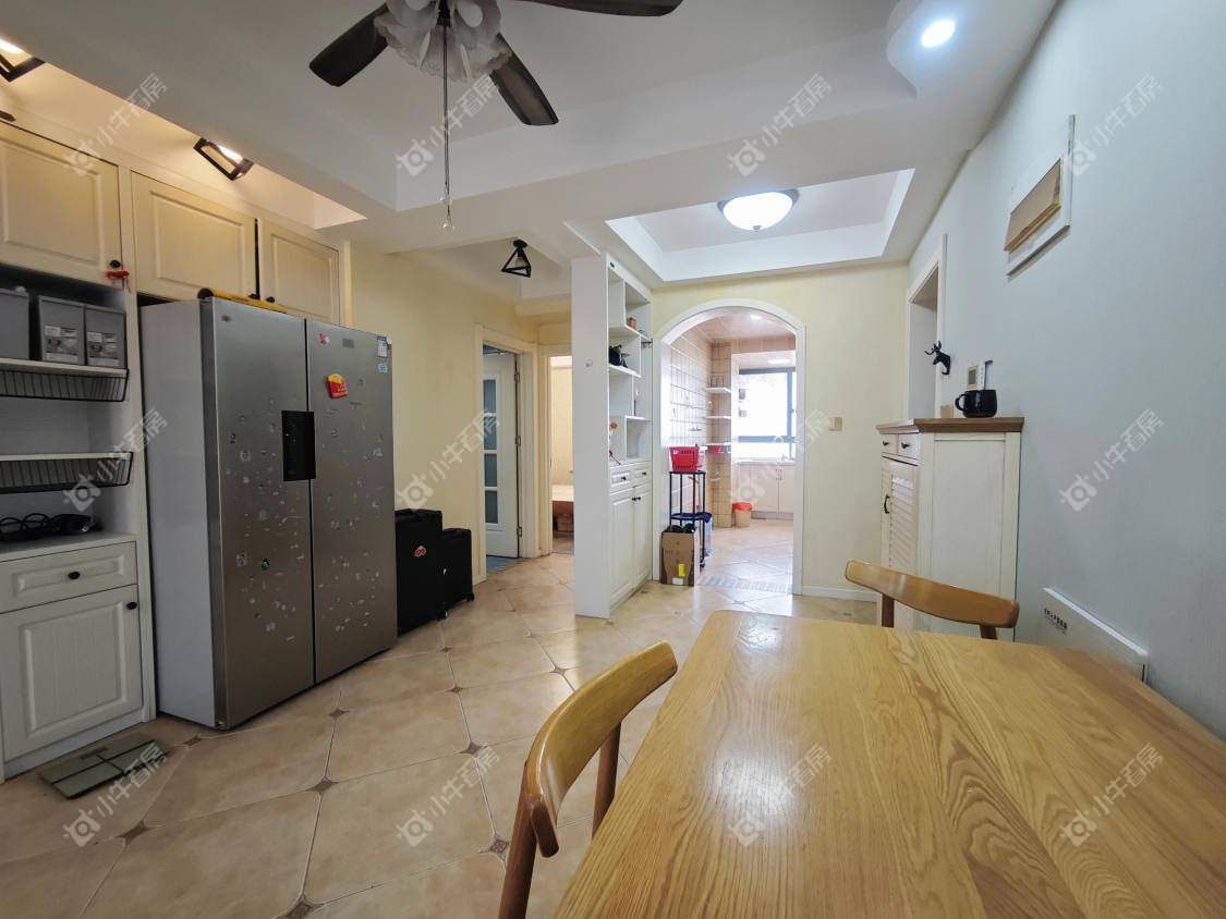 镇江荣城国际一期在售二手房源室内图_小牛看房