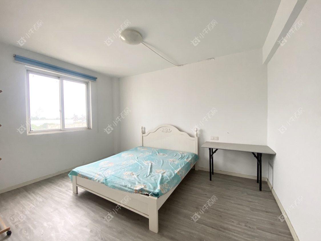 镇江东南新城在售二手房源室内图_小牛看房