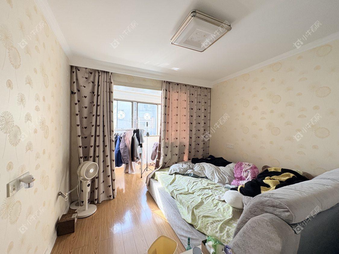 镇江凤凰新村在售二手房源室内图_小牛看房