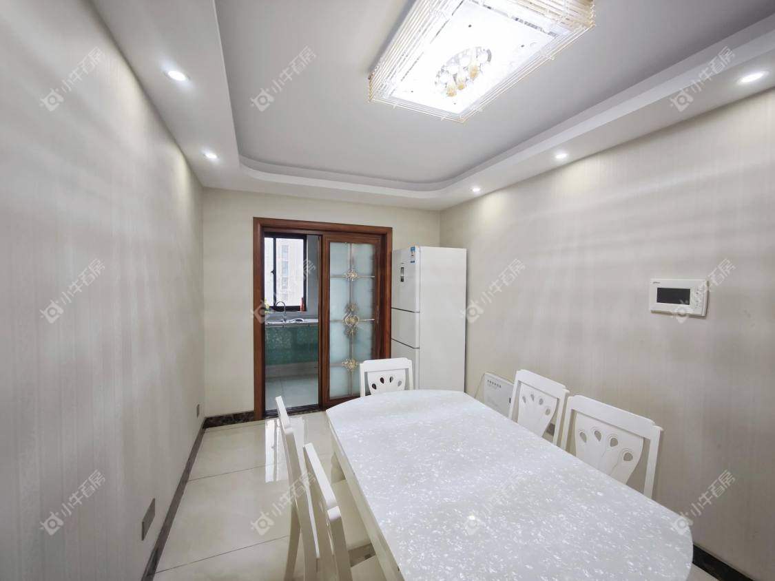 镇江嘉源首府在售二手房源室内图_小牛看房