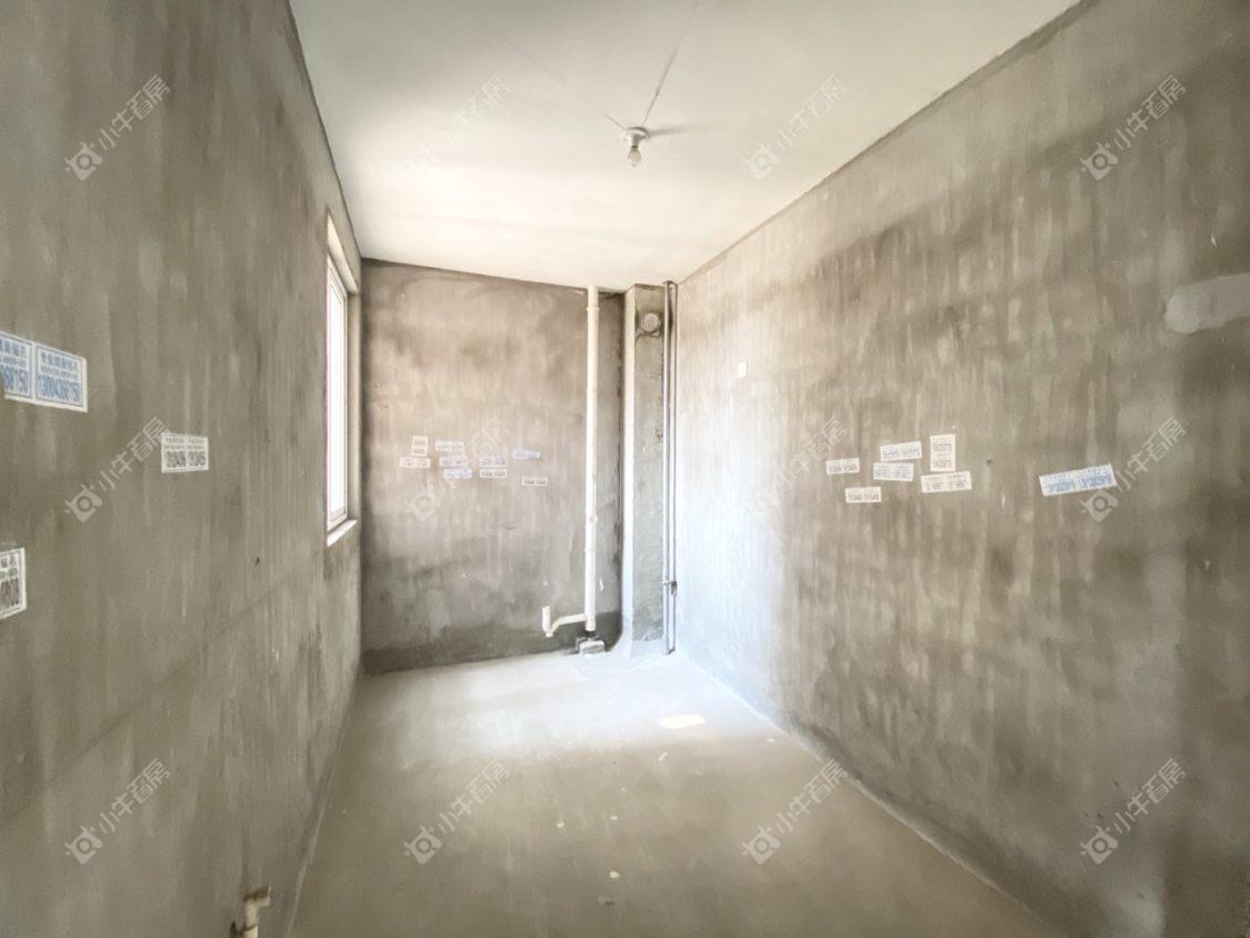 镇江东南新城在售二手房源室内图_小牛看房