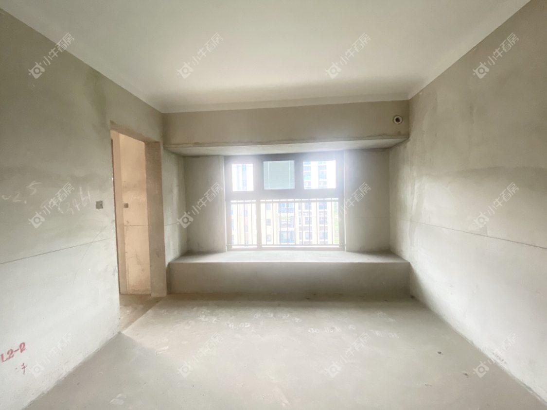 镇江碧桂园樾府在售二手房源室内图_小牛看房