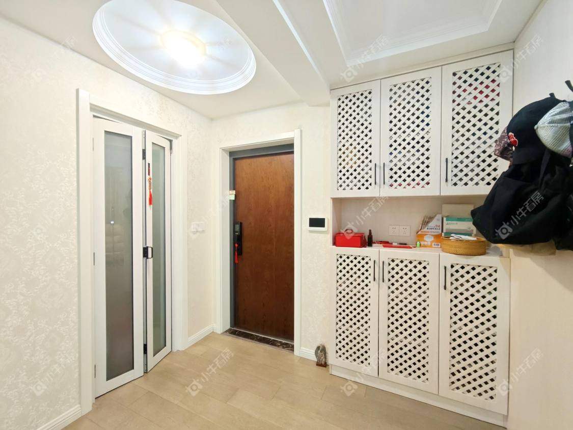 镇江荣城国际（藏龙御景）在售二手房源室内图_小牛看房