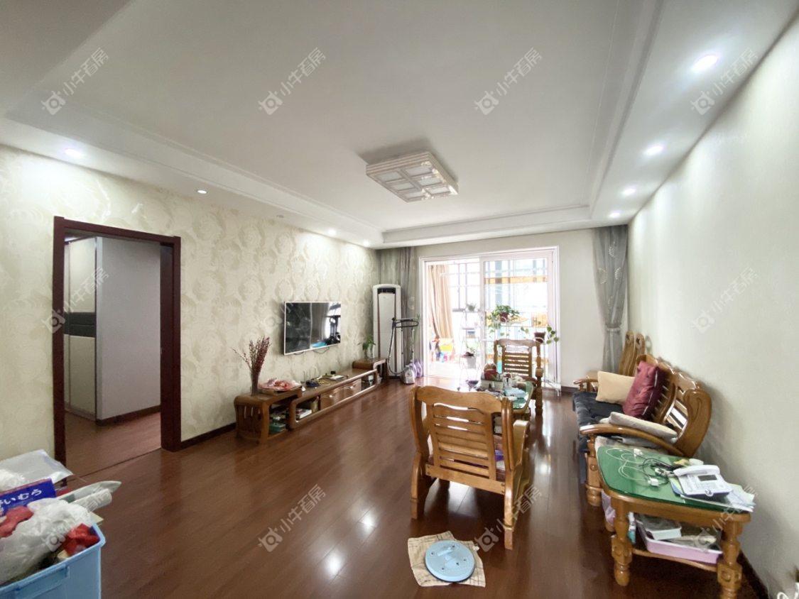 镇江嘉源首府在售二手房源室内图_小牛看房