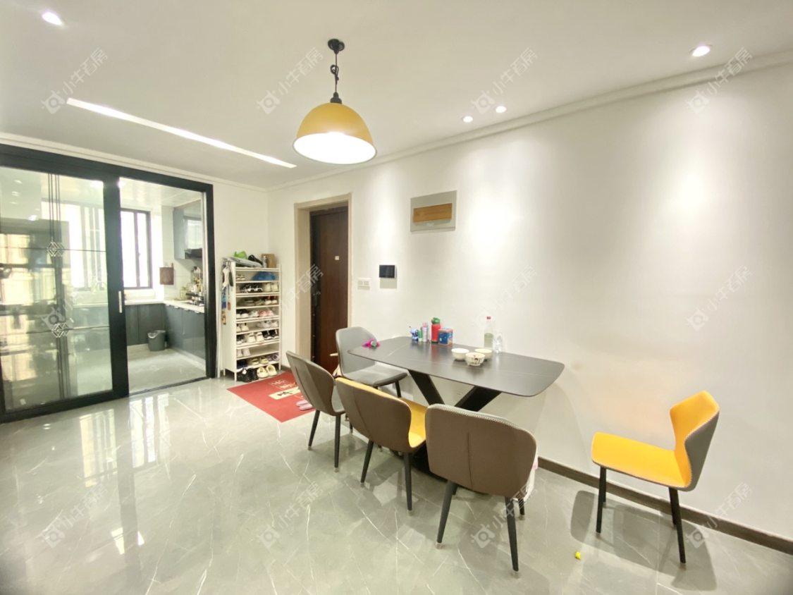 镇江华都幸福里在售二手房源室内图_小牛看房