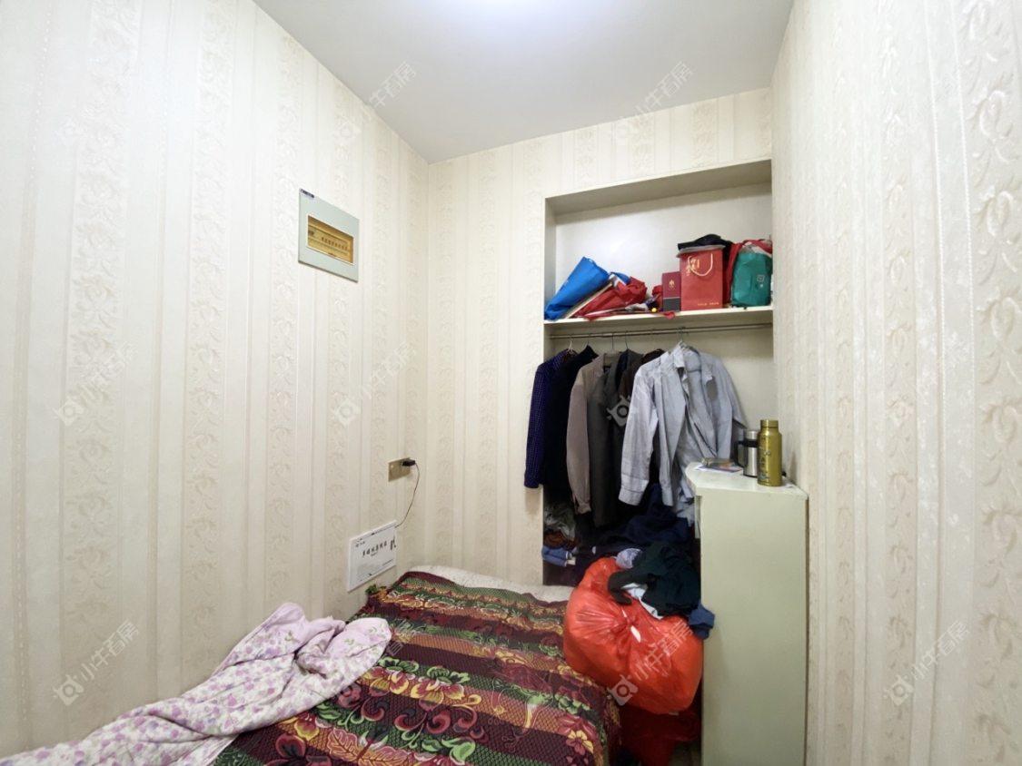 镇江东方盛世在售二手房源室内图_小牛看房