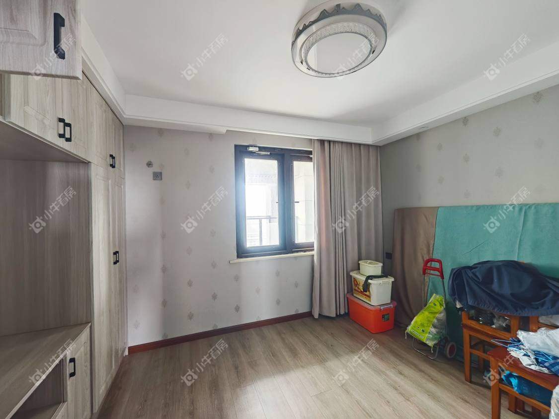 镇江滨河凤凰城在售二手房源室内图_小牛看房