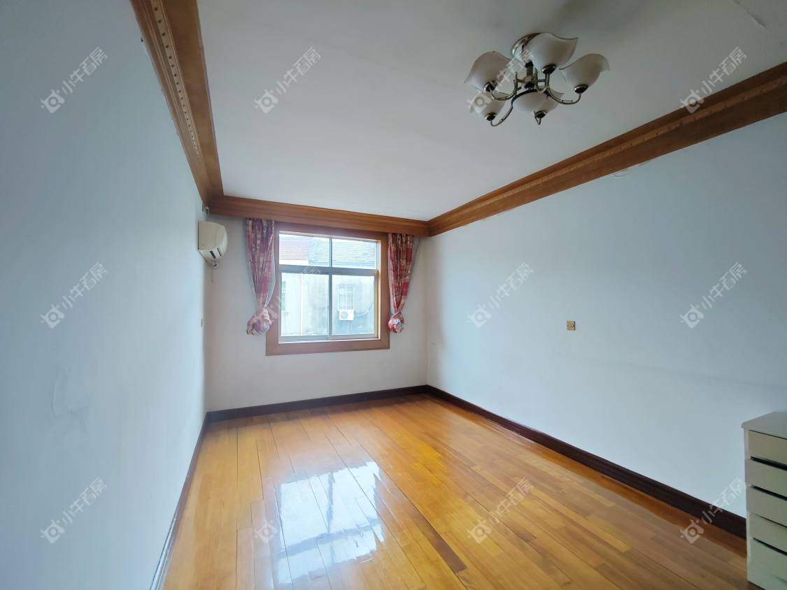 镇江商业街在售二手房源室内图_小牛看房