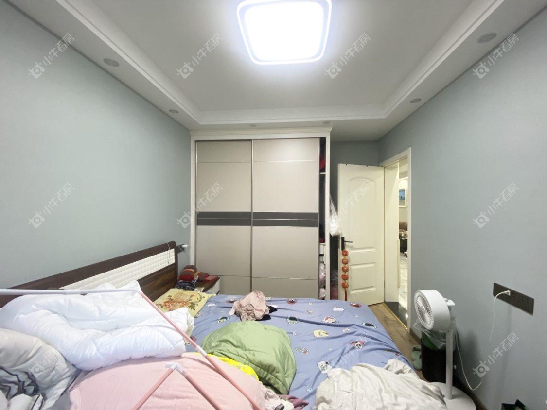 镇江华都幸福里在售二手房源室内图_小牛看房