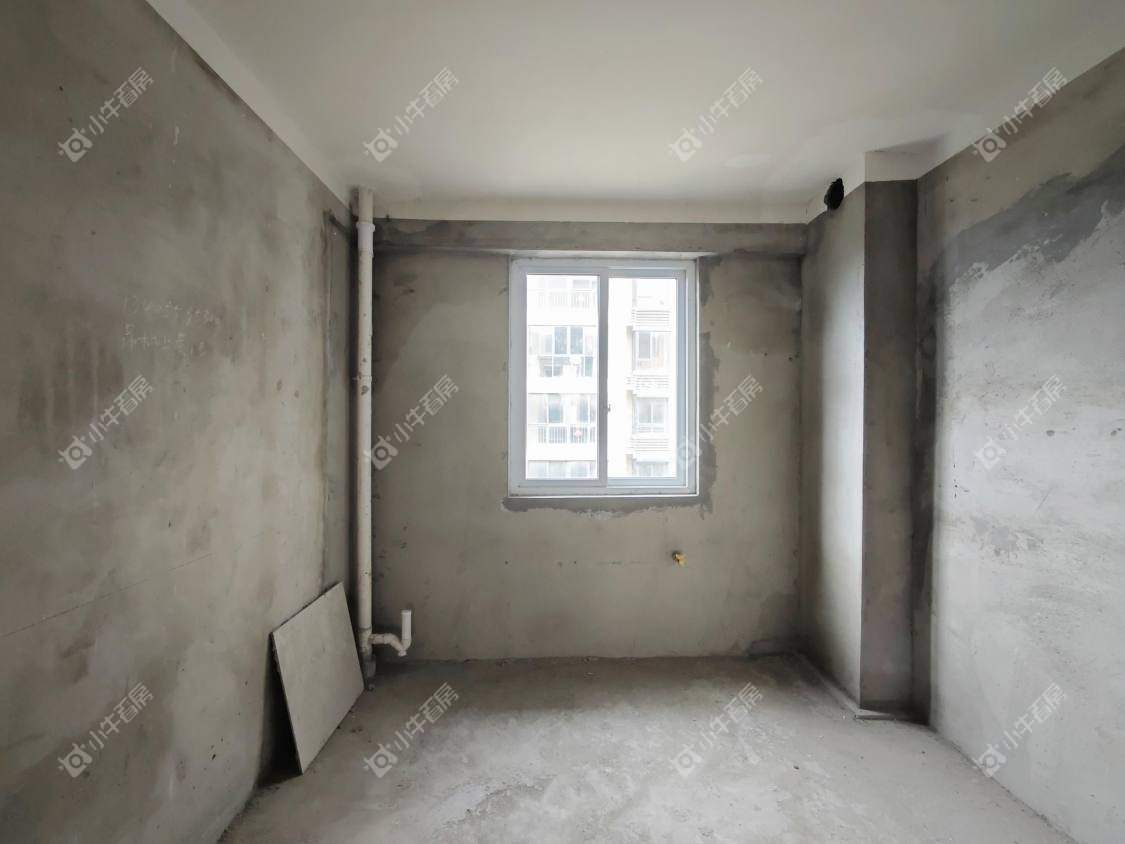 镇江和谐里在售二手房源室内图_小牛看房