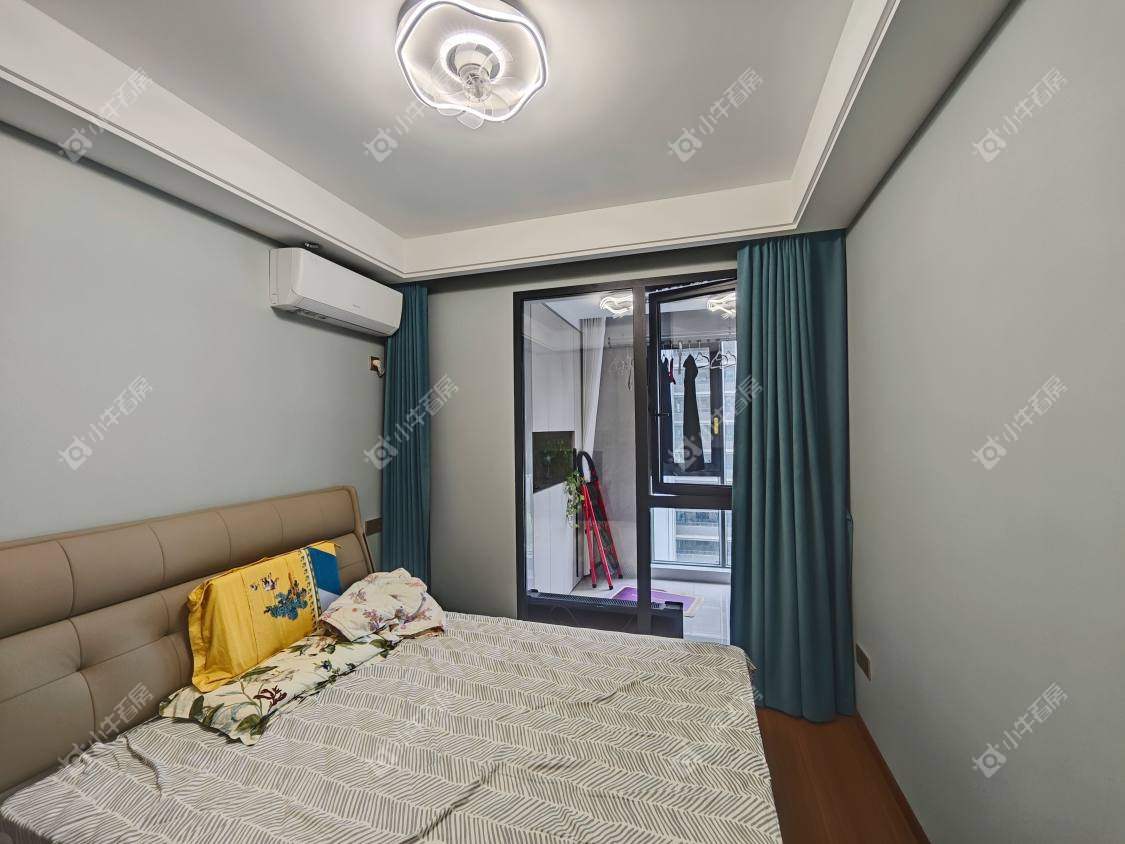 镇江中海时代都会在售二手房源室内图_小牛看房