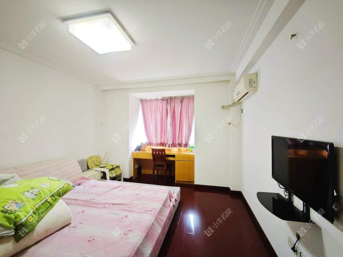 镇江芳草苑在售二手房源室内图_小牛看房