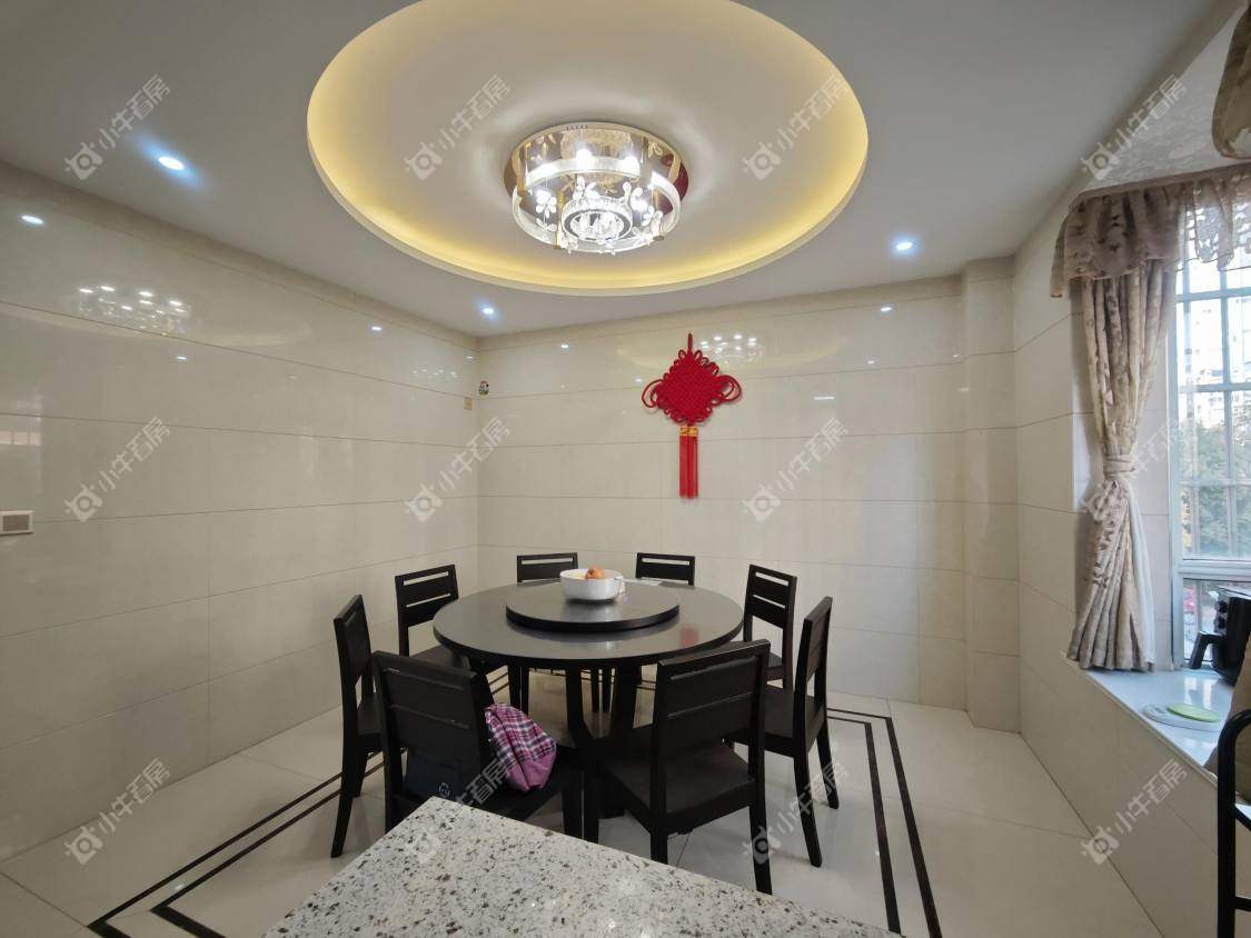 镇江凰嘉花苑在售二手房源室内图_小牛看房