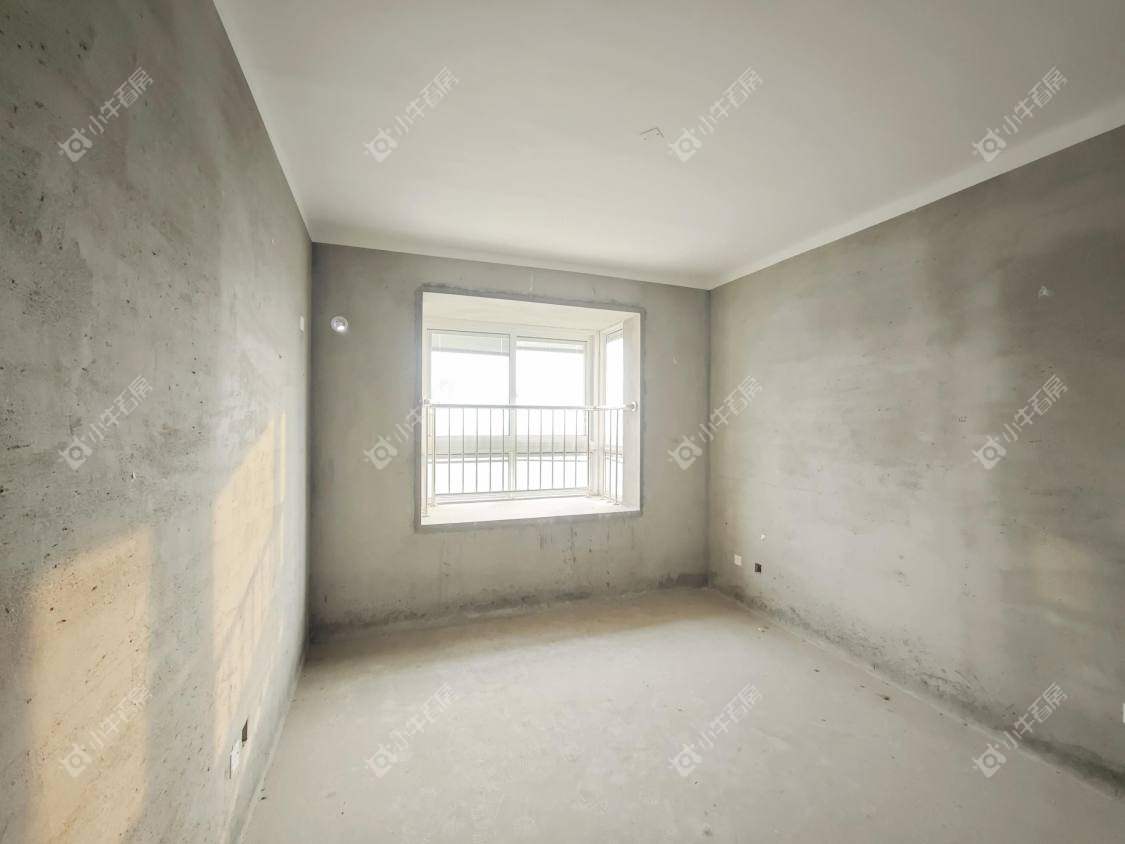 镇江粤港臻园在售二手房源室内图_小牛看房