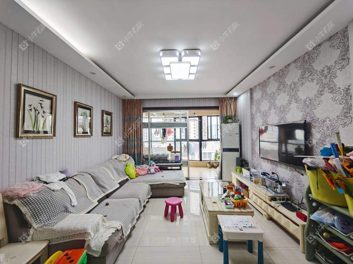 镇江碧桂园在售二手房源室内图_小牛看房