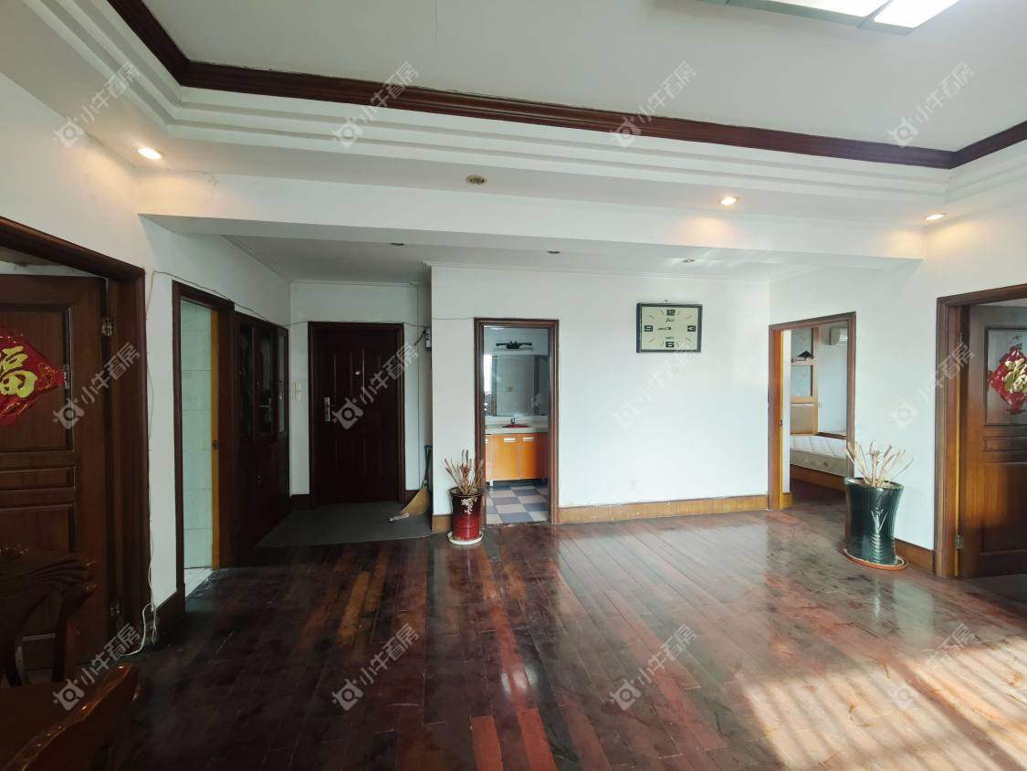 镇江曲园小区在售二手房源室内图_小牛看房