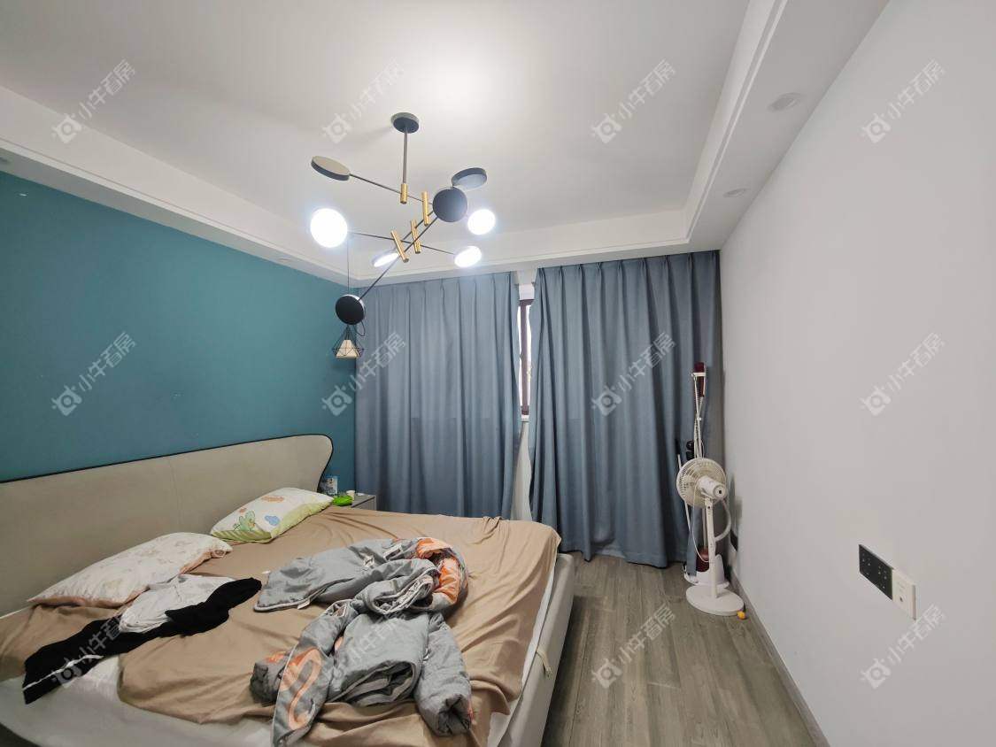 镇江信达香堤国际在售二手房源室内图_小牛看房