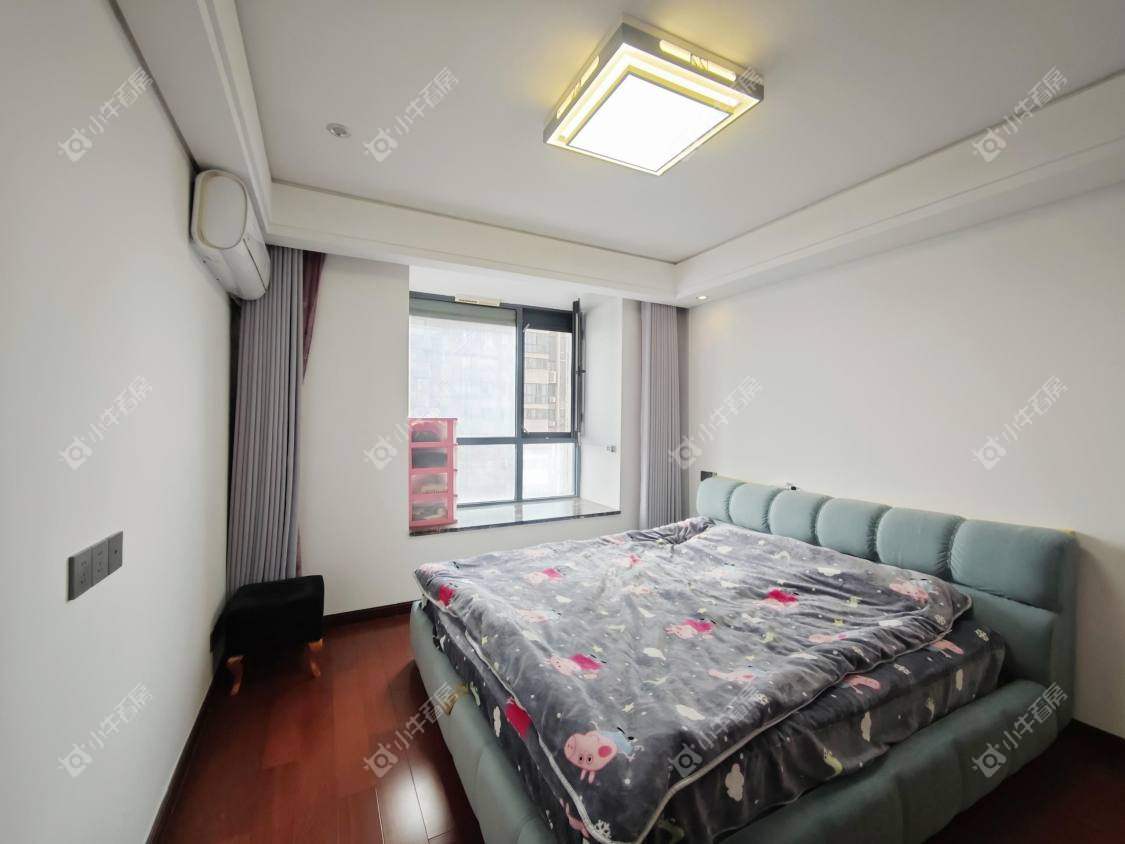 镇江凤凰国际在售二手房源室内图_小牛看房