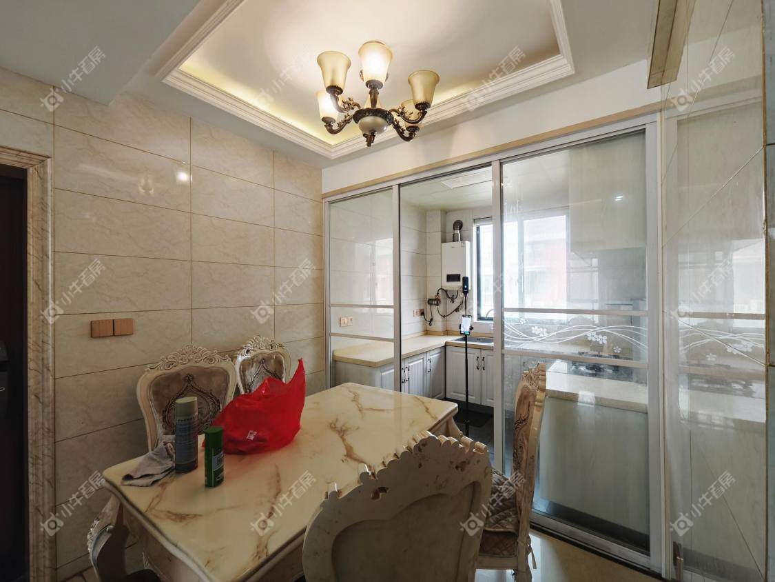 镇江佳景天城在售二手房源室内图_小牛看房