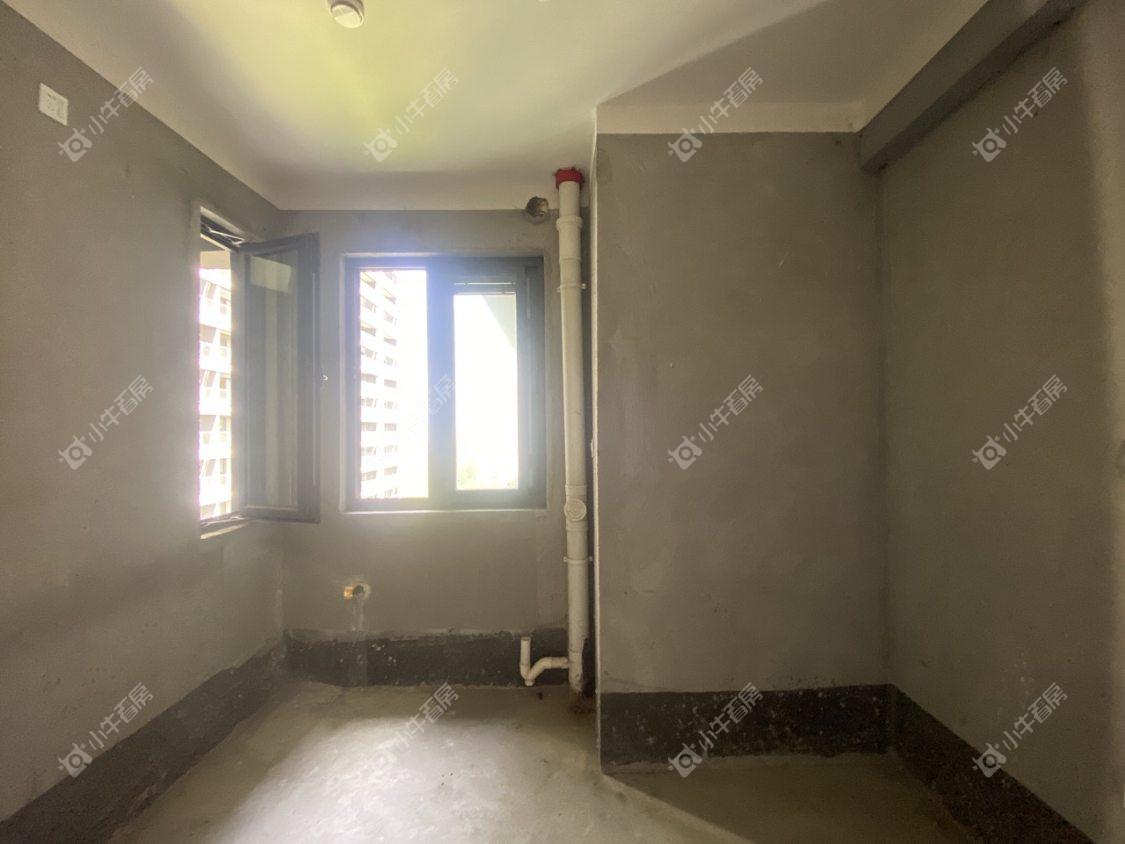 镇江融创华南映在售二手房源室内图_小牛看房