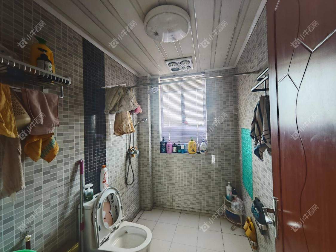 镇江玉乳泉小区在售二手房源室内图_小牛看房