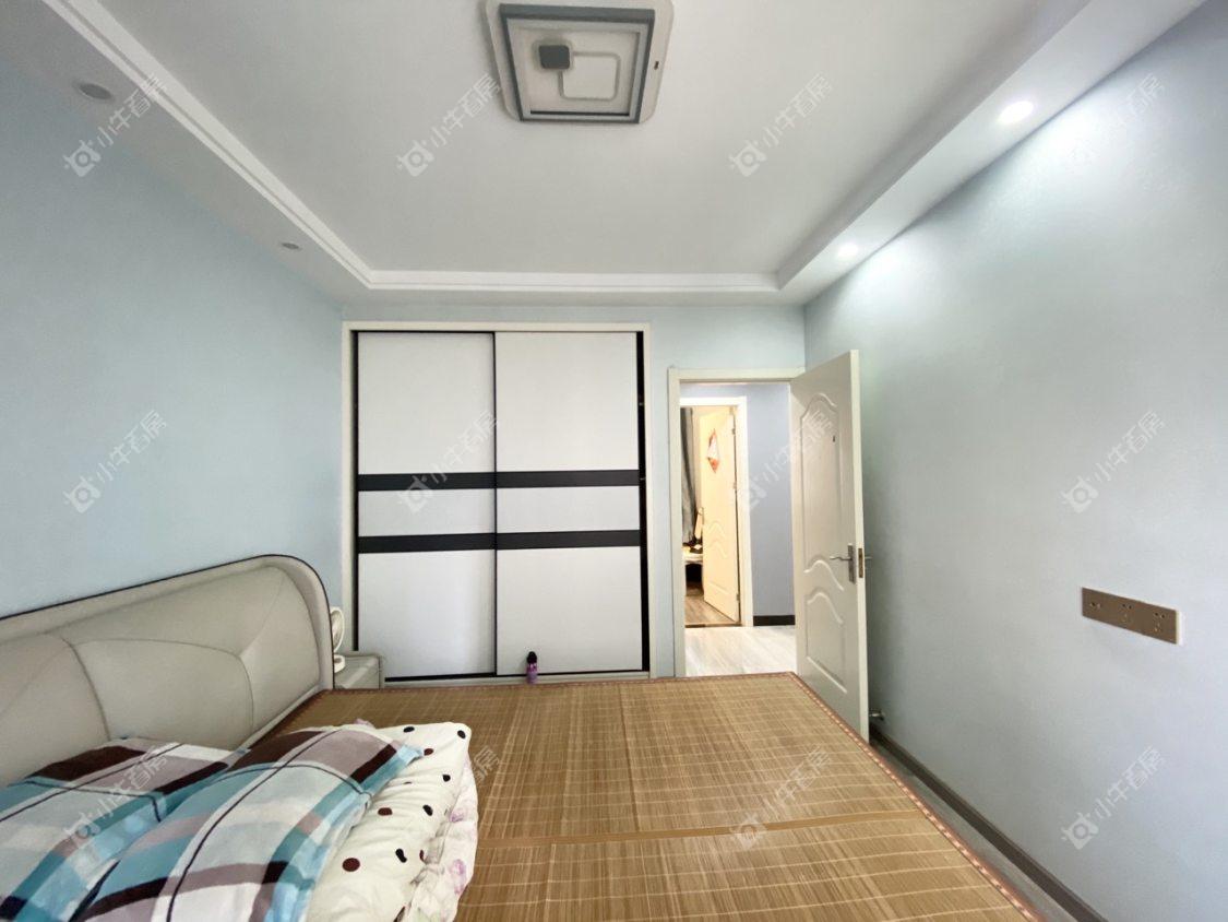 镇江华都幸福里在售二手房源室内图_小牛看房