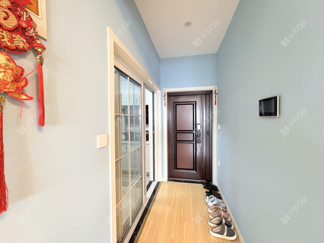 镇江昆仑华府在售二手房源室内图_小牛看房