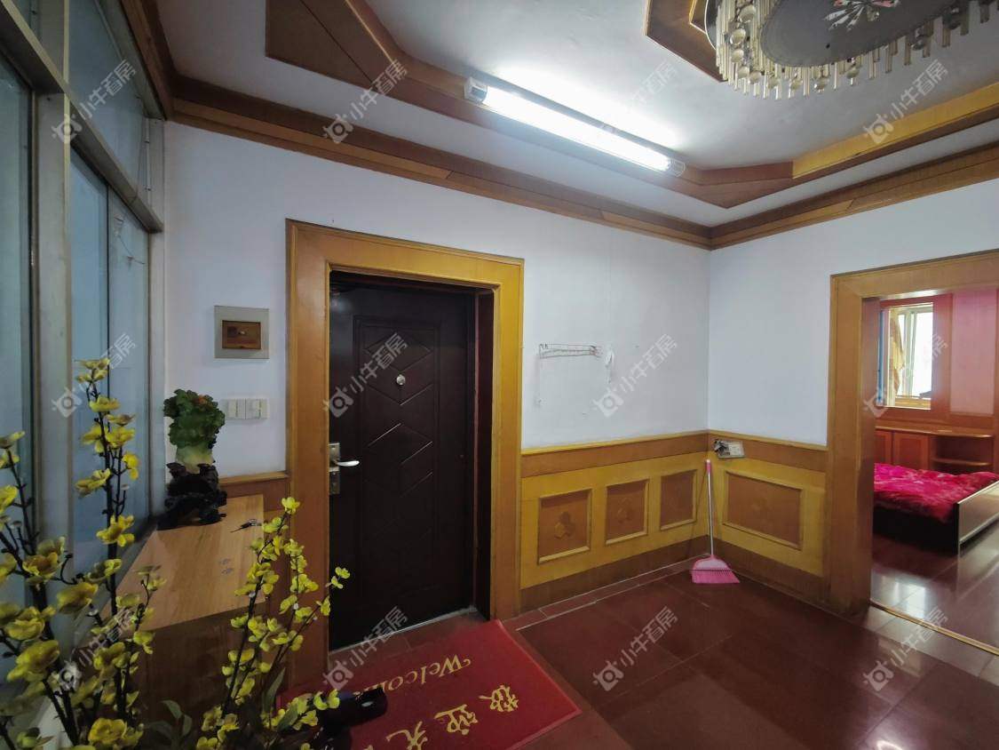 镇江玉泉小区在售二手房源室内图_小牛看房