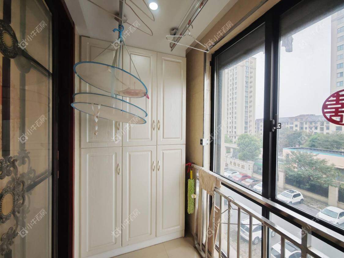 镇江丹凤国际在售二手房源室内图_小牛看房