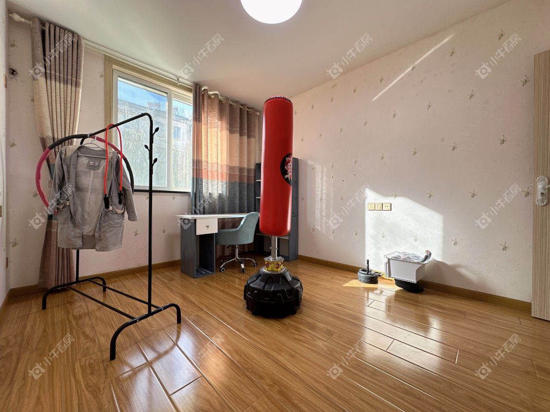 镇江新新家园在售二手房源室内图_小牛看房