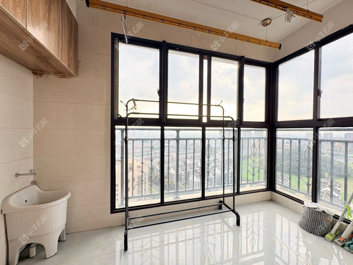 镇江众悦华城在售二手房源室内图_小牛看房