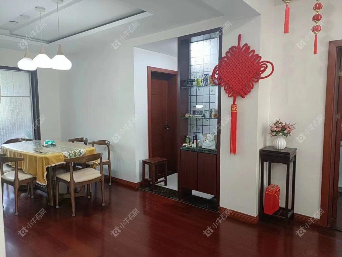 镇江锦轩华庭在售二手房源室内图_小牛看房