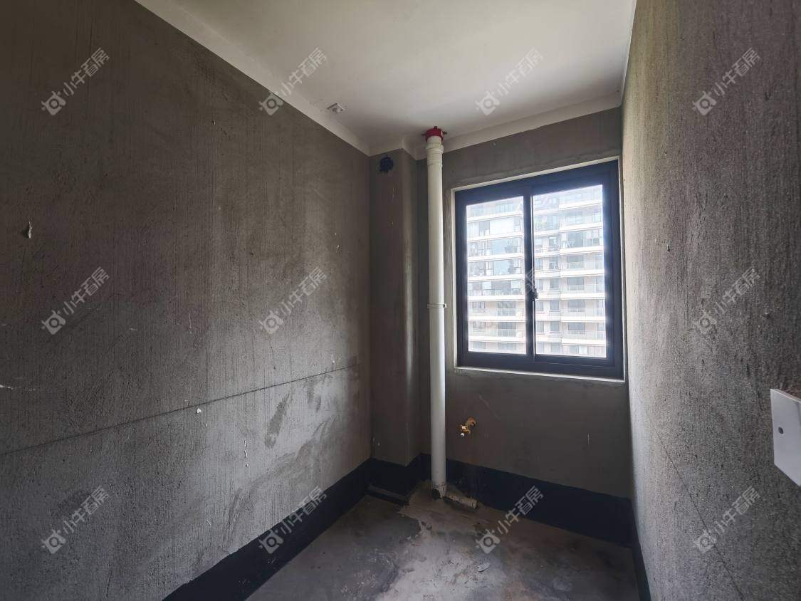 镇江珑蟠里在售二手房源室内图_小牛看房