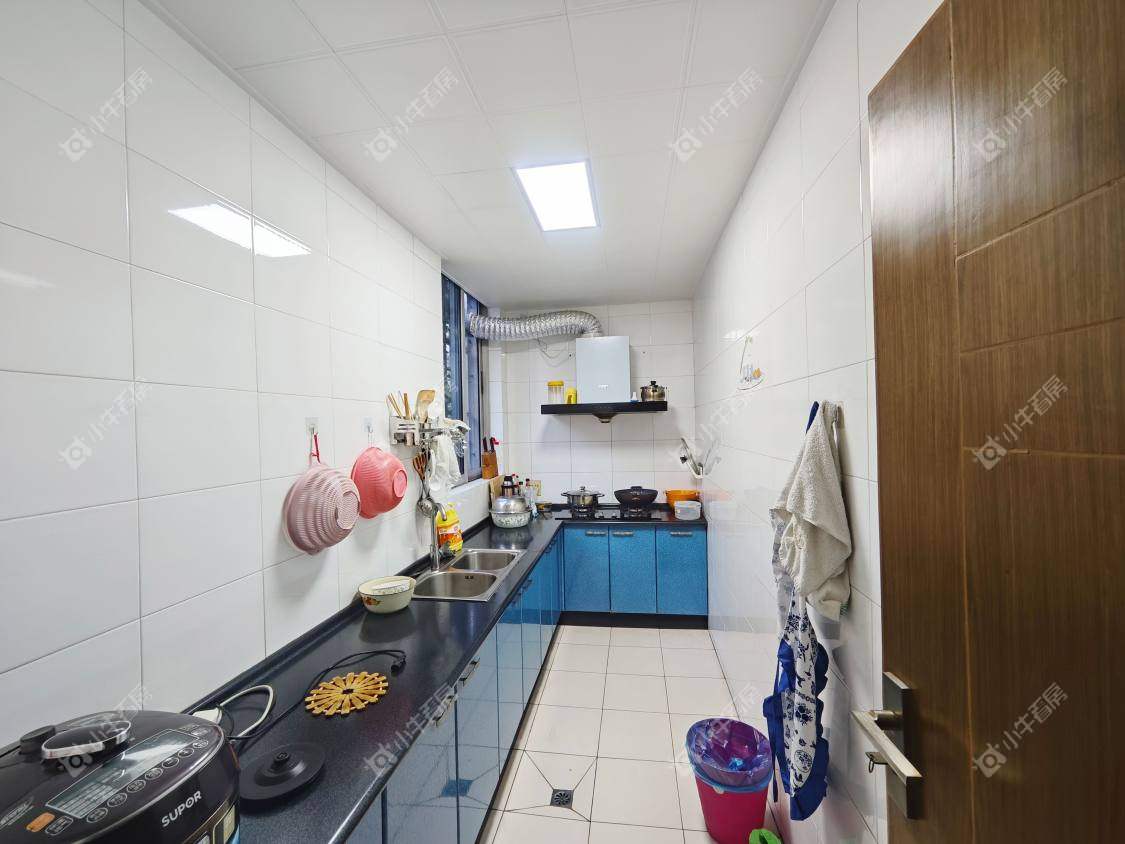 镇江商业街在售二手房源室内图_小牛看房