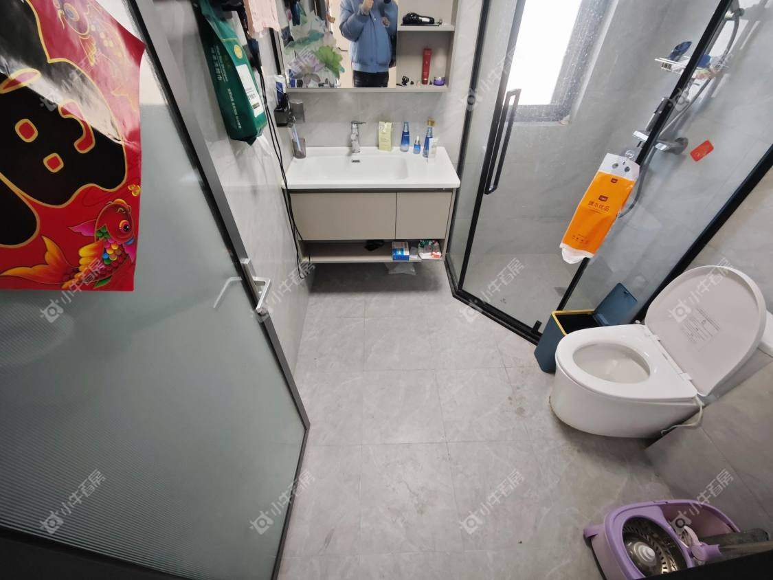 镇江融创华南映在售二手房源室内图_小牛看房