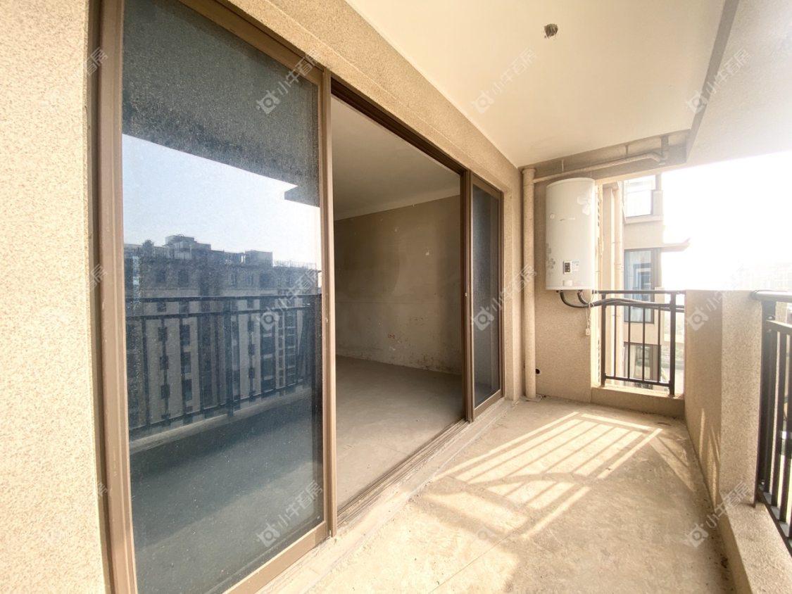 镇江碧桂园樾府在售二手房源室内图_小牛看房