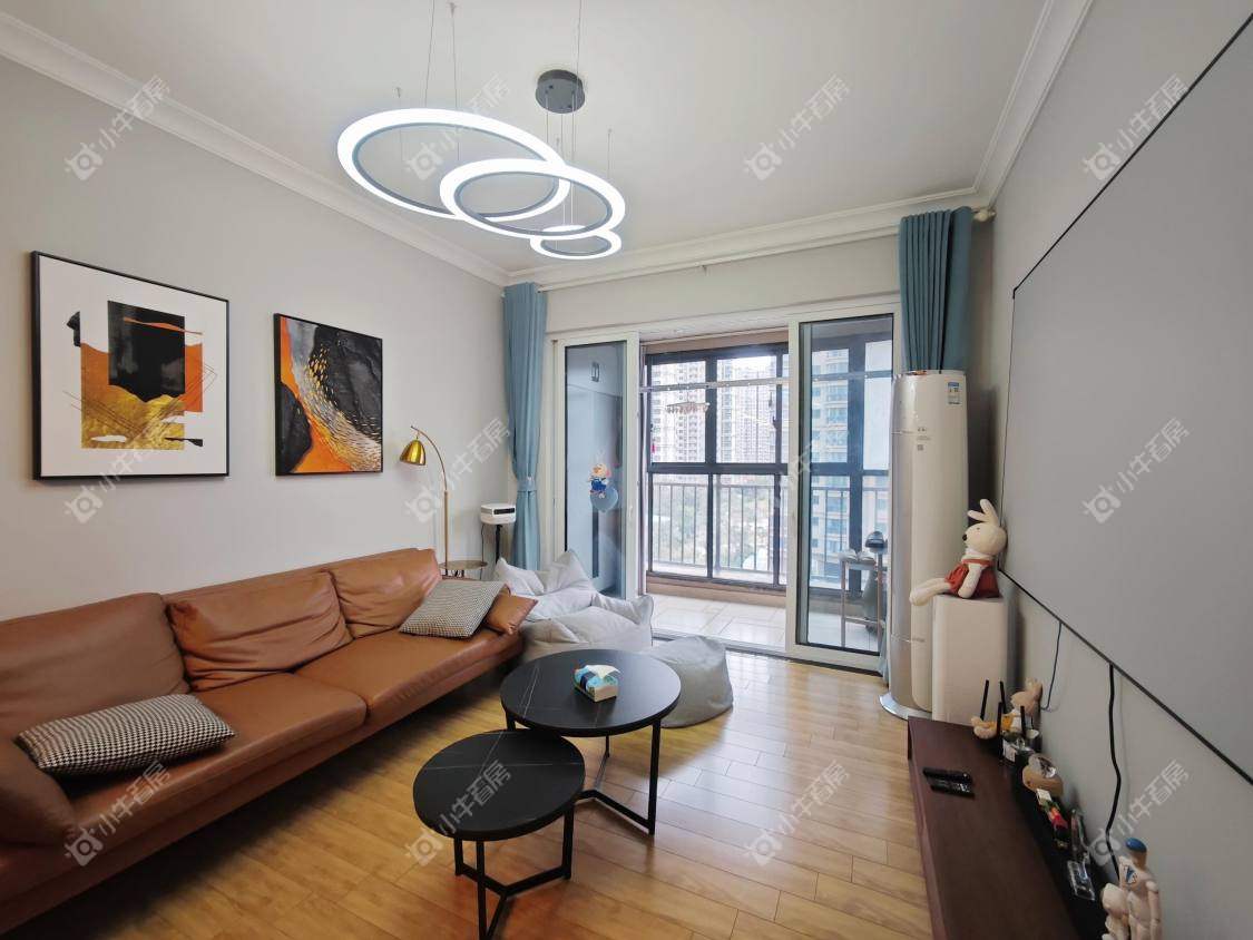 镇江碧桂园在售二手房源室内图_小牛看房