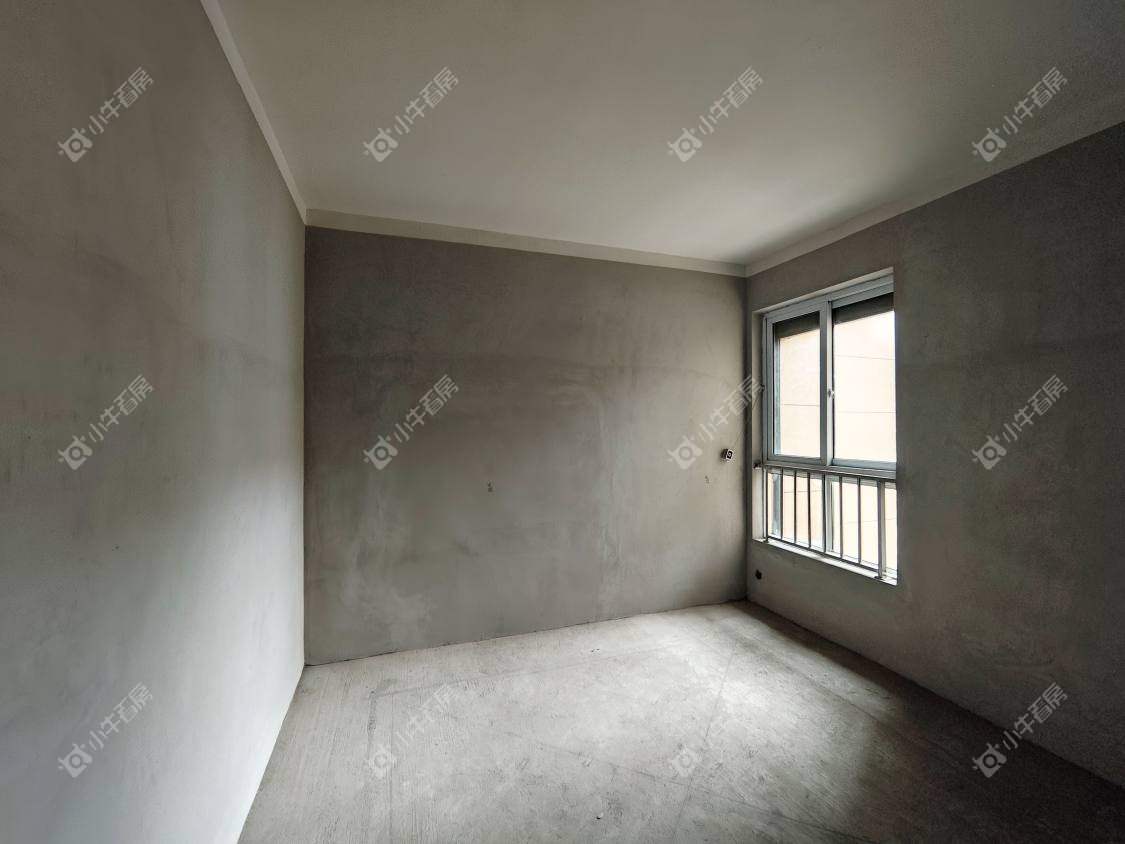 镇江和谐里在售二手房源室内图_小牛看房