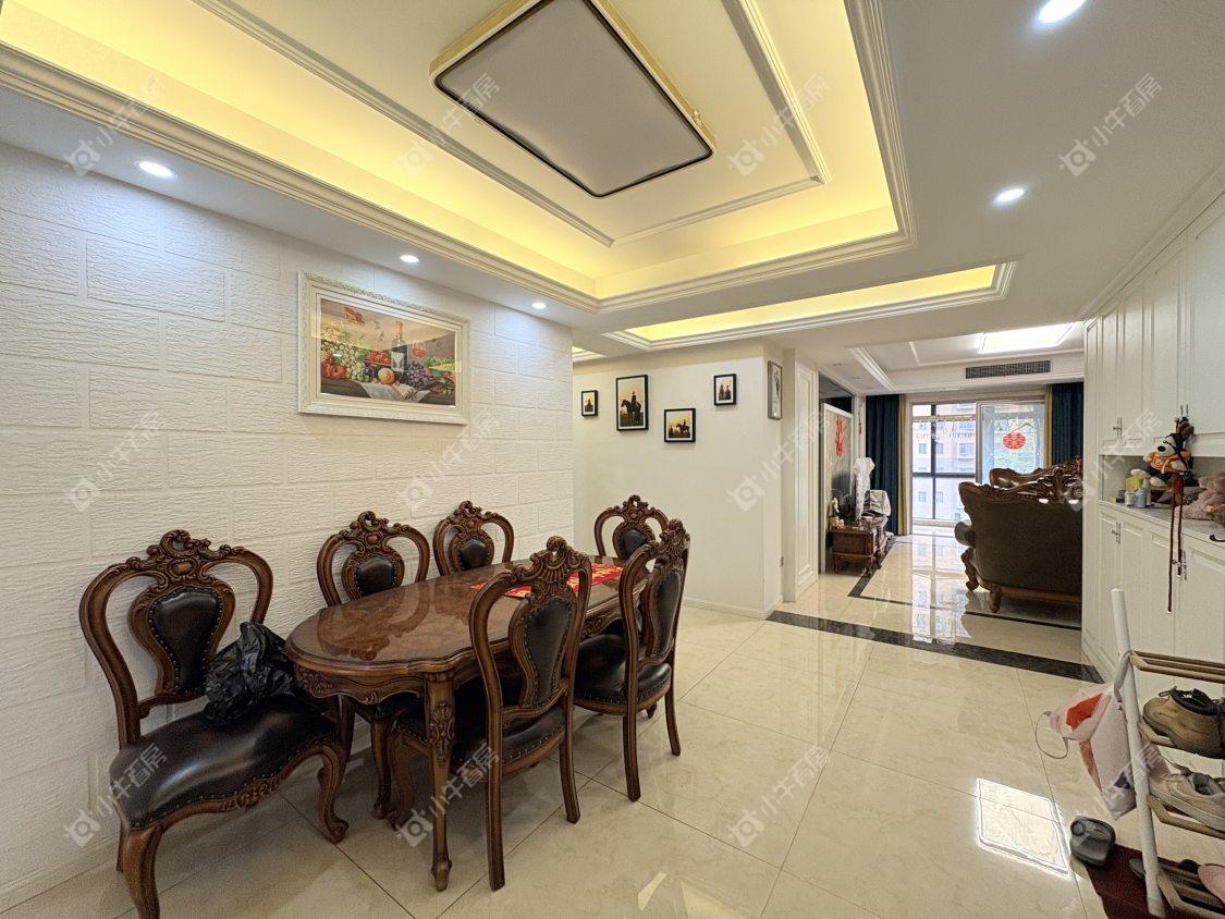 镇江华都锦城在售二手房源室内图_小牛看房