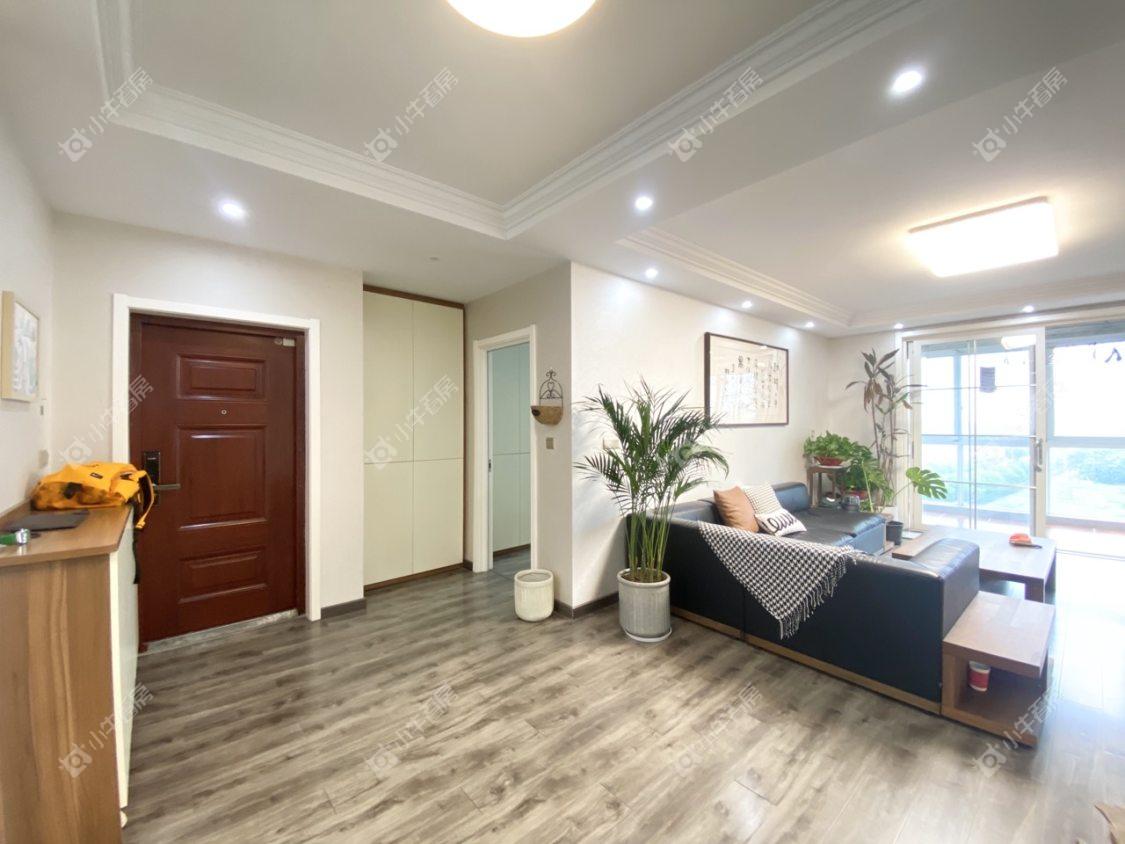 镇江迈村新城在售二手房源室内图_小牛看房