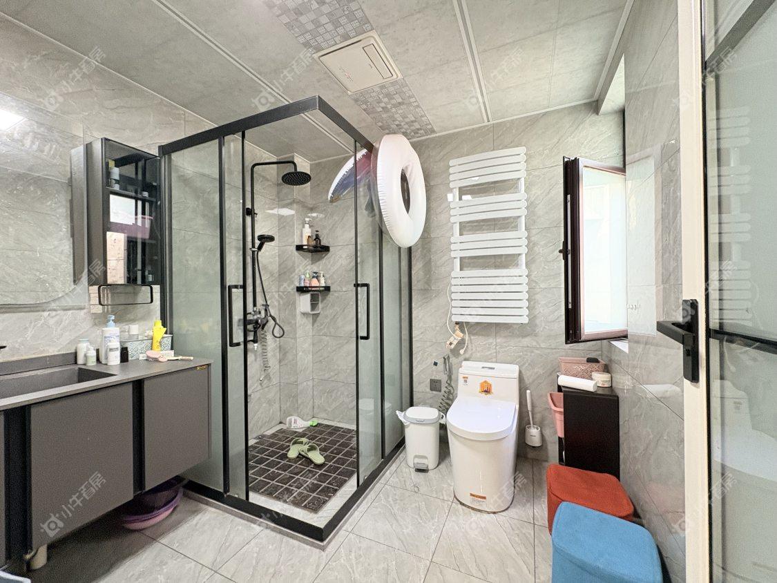 镇江凤凰郡在售二手房源室内图_小牛看房