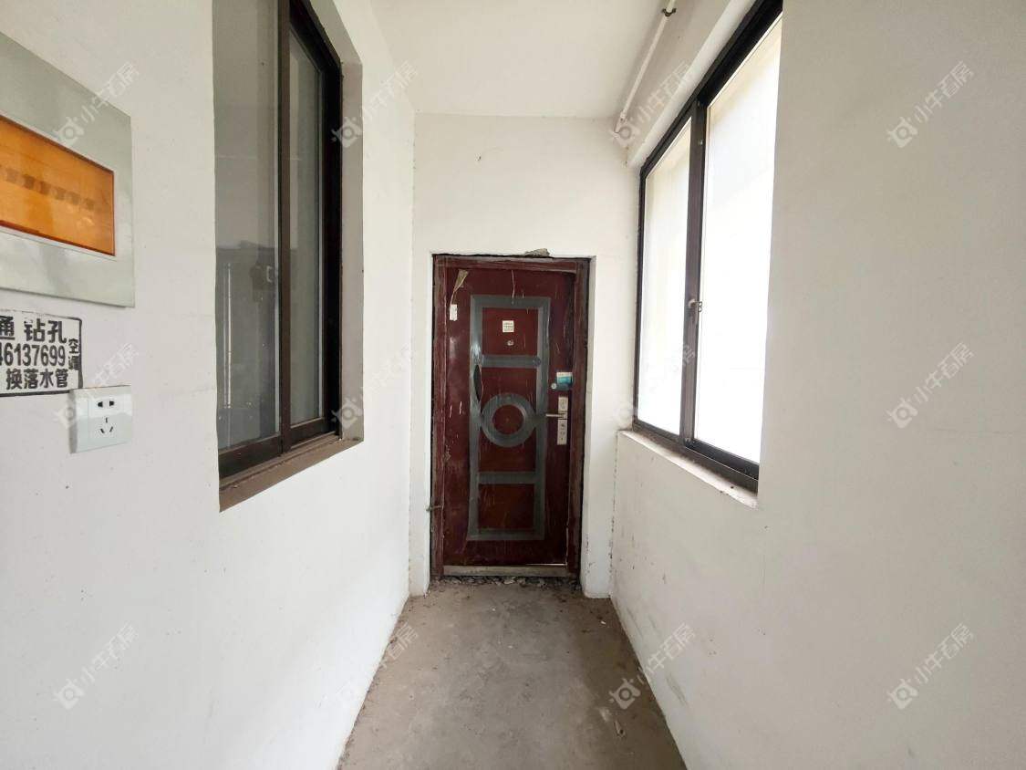 镇江丹凤国际在售二手房源室内图_小牛看房