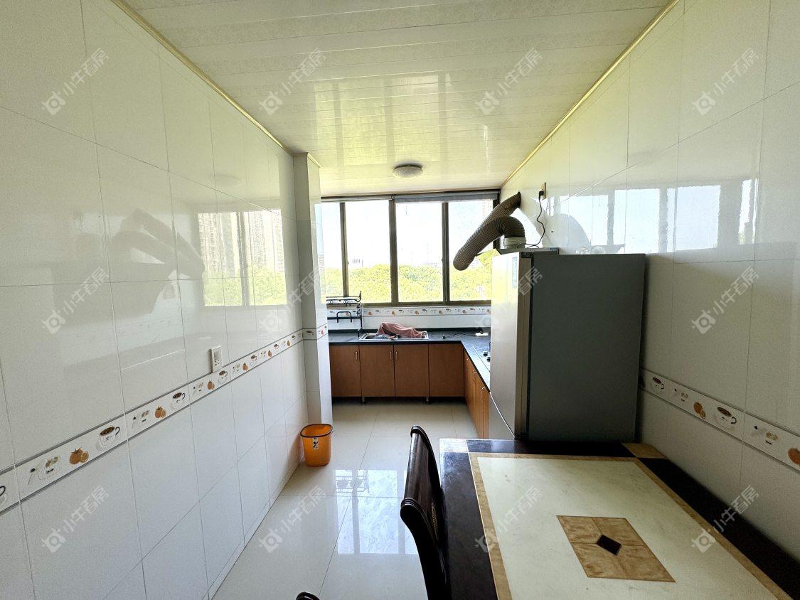 镇江兰信公寓在售二手房源室内图_小牛看房