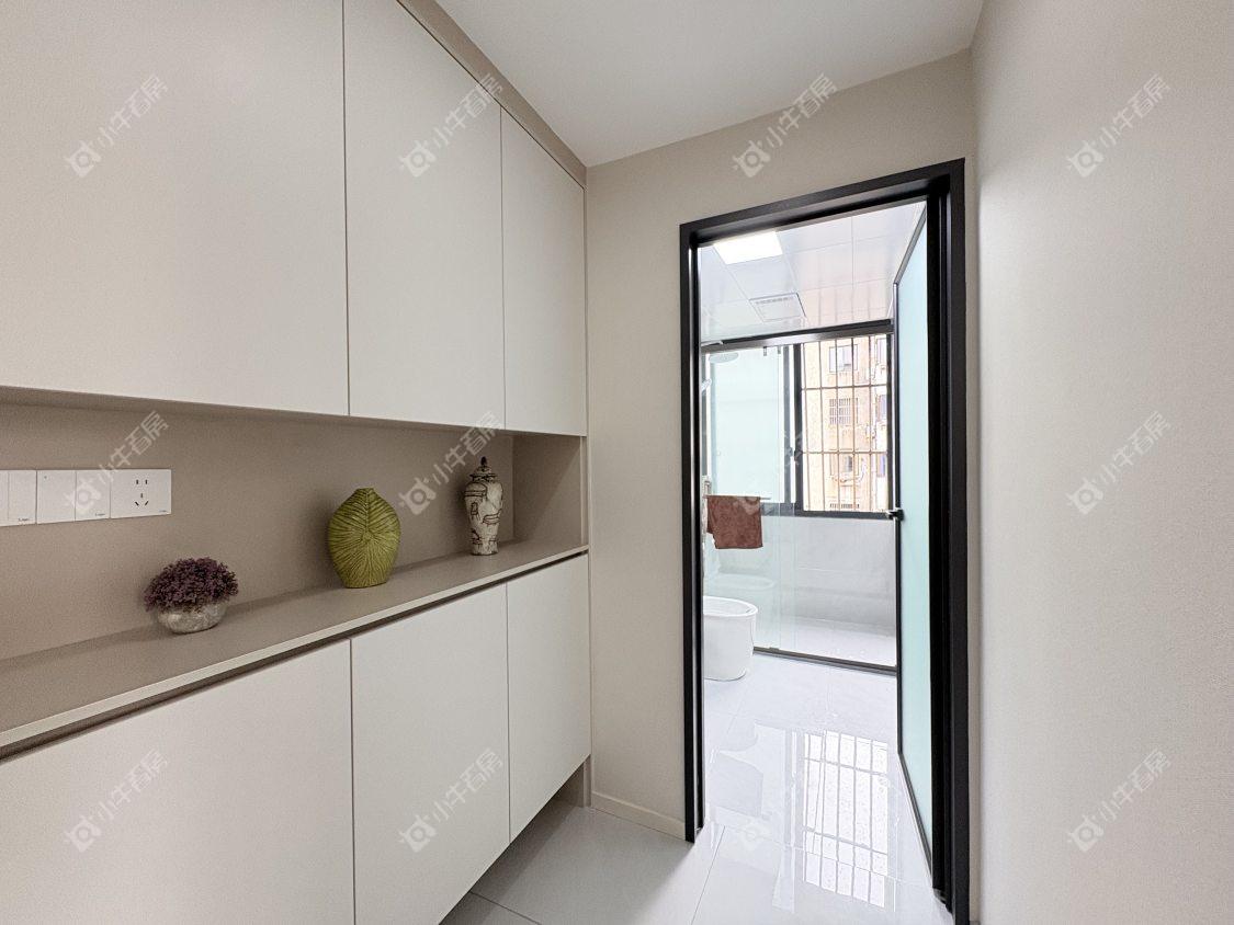 镇江凤凰新村在售二手房源室内图_小牛看房