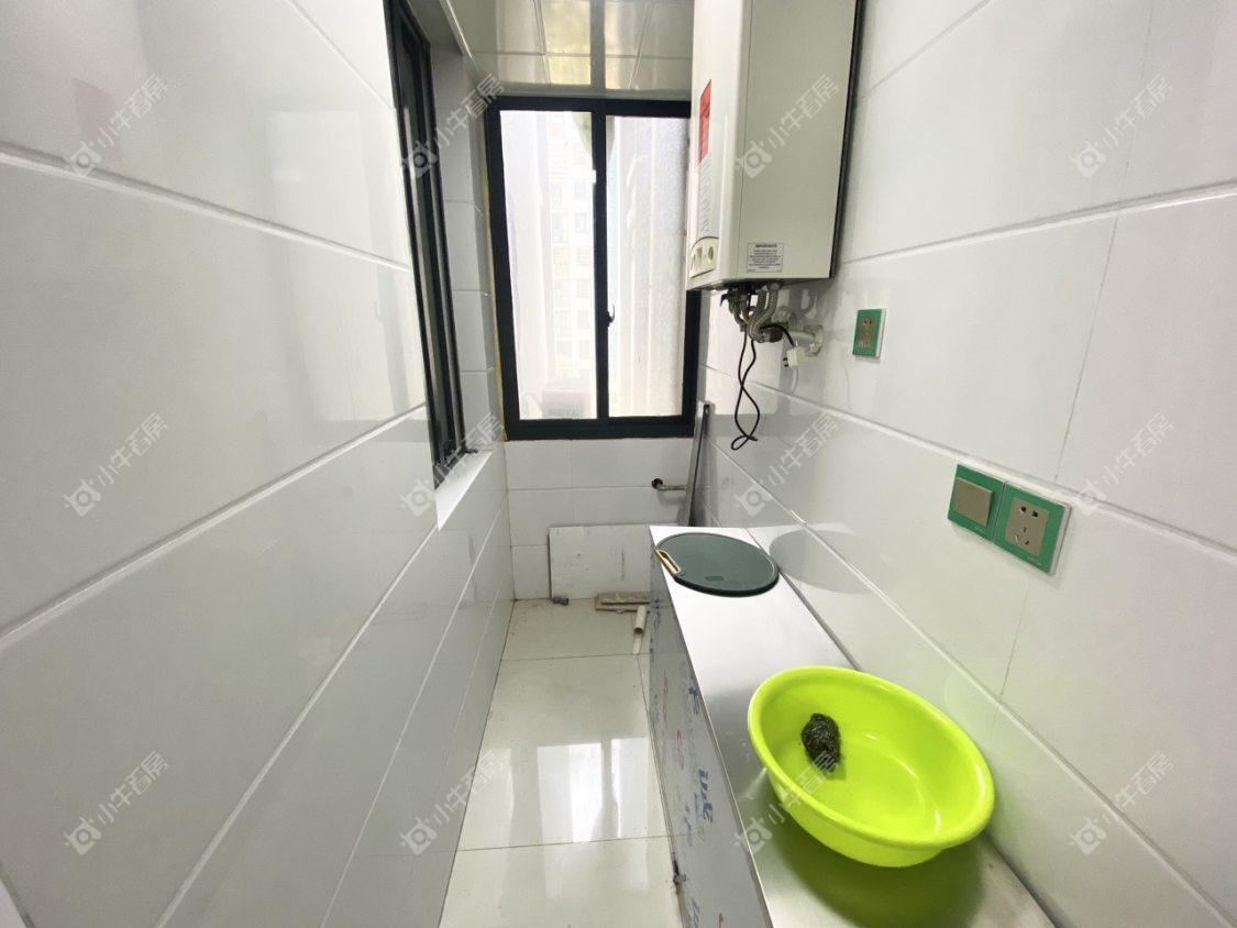 镇江练湖新城在售二手房源室内图_小牛看房