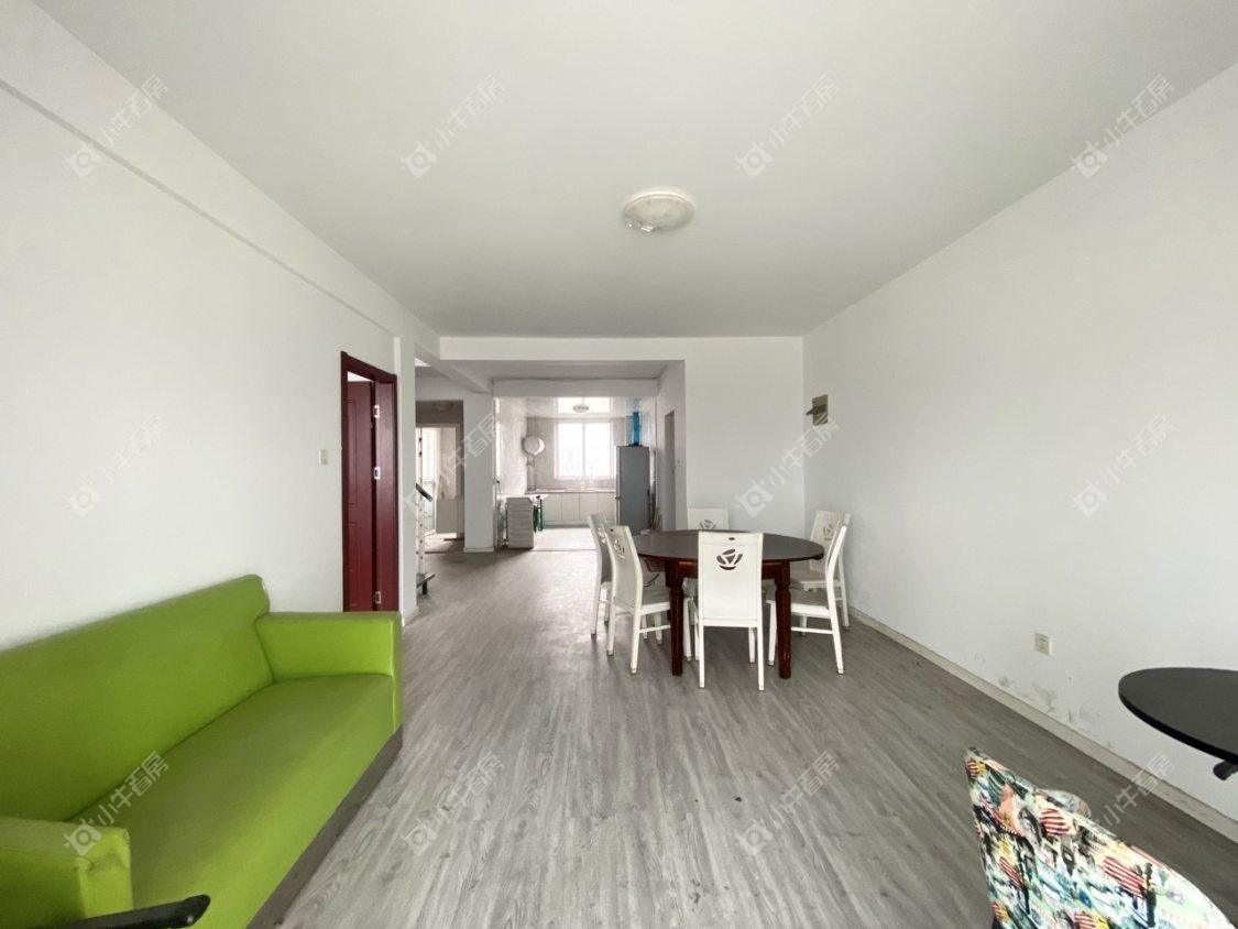 镇江东南新城在售二手房源室内图_小牛看房