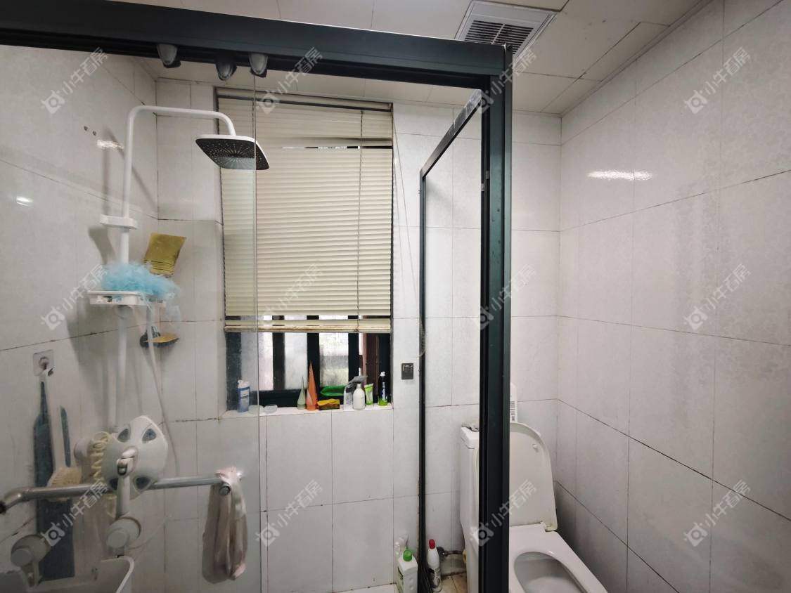 镇江东方盛世在售二手房源室内图_小牛看房