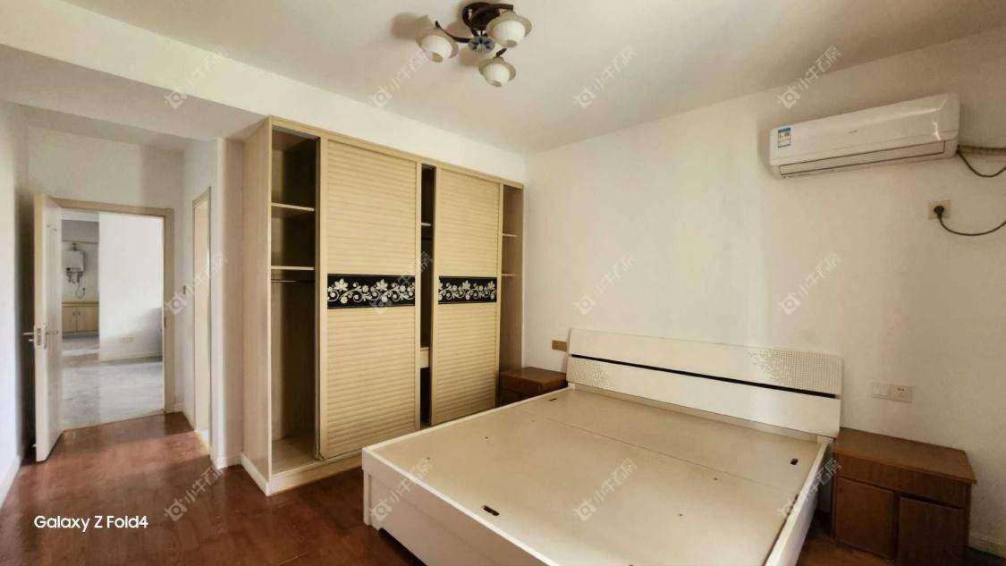 镇江东南新城在售二手房源室内图_小牛看房