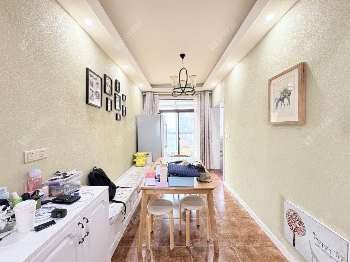 镇江天波城在售二手房源室内图_小牛看房